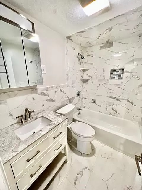 2 bed, 1 bath apartment for rent at 109 Fulton St Unit 3, North End — photo 10 of 17