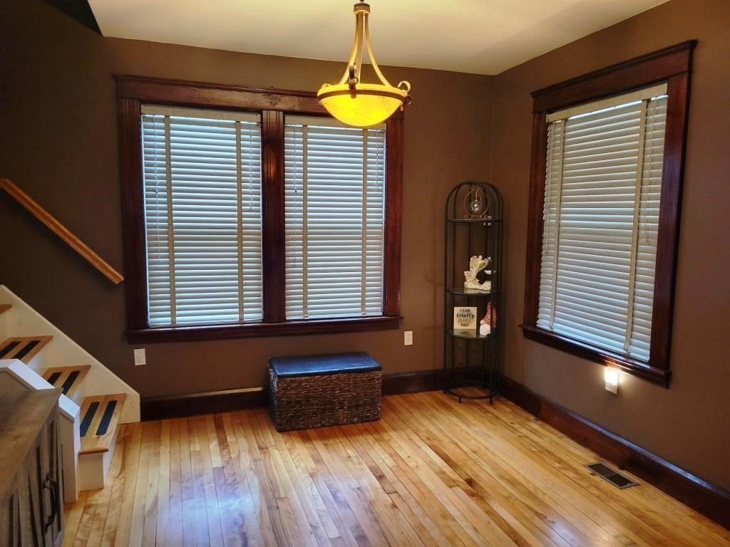 204 Massasoit Rd, Worcester