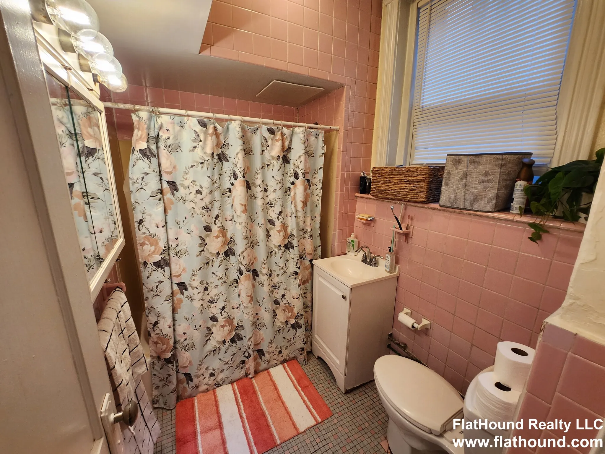 94 Brainerd Rd, Allston