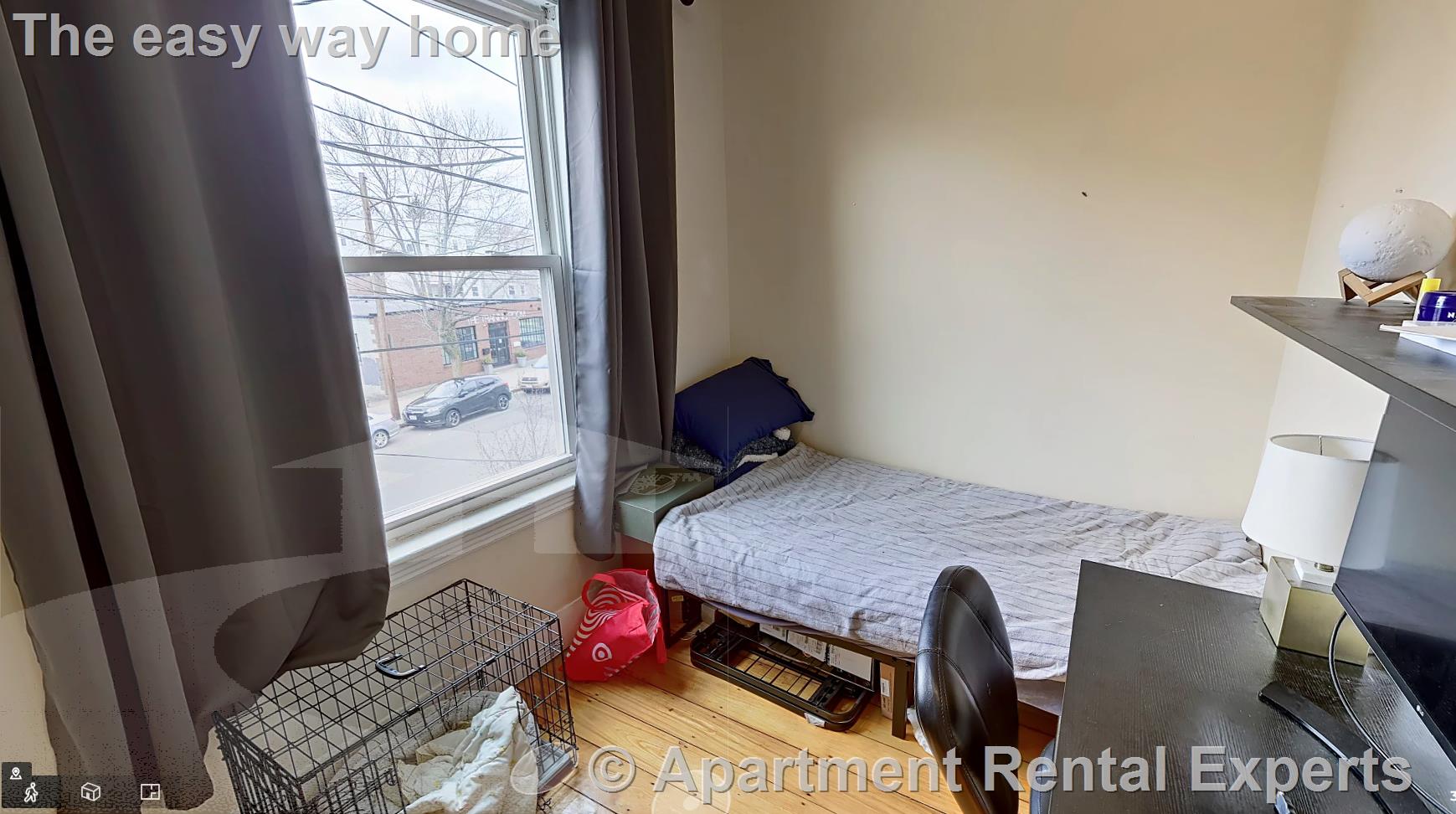 378 Washington St, Ward Two