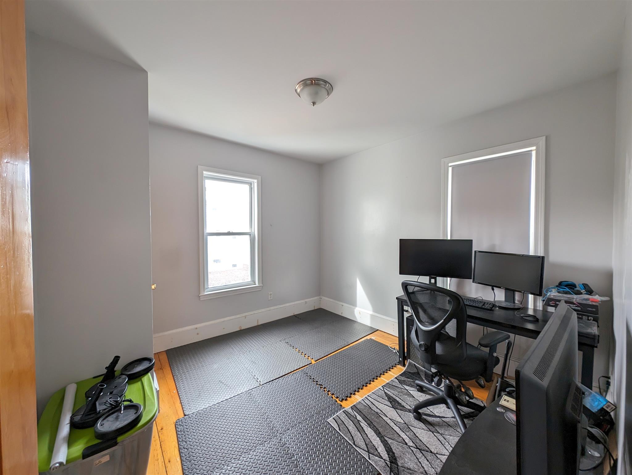 3.5 bed, 1 bath apartment for rent at 8 Gilman Ter Unit 8, Winter Hill — photo 8 of 19
