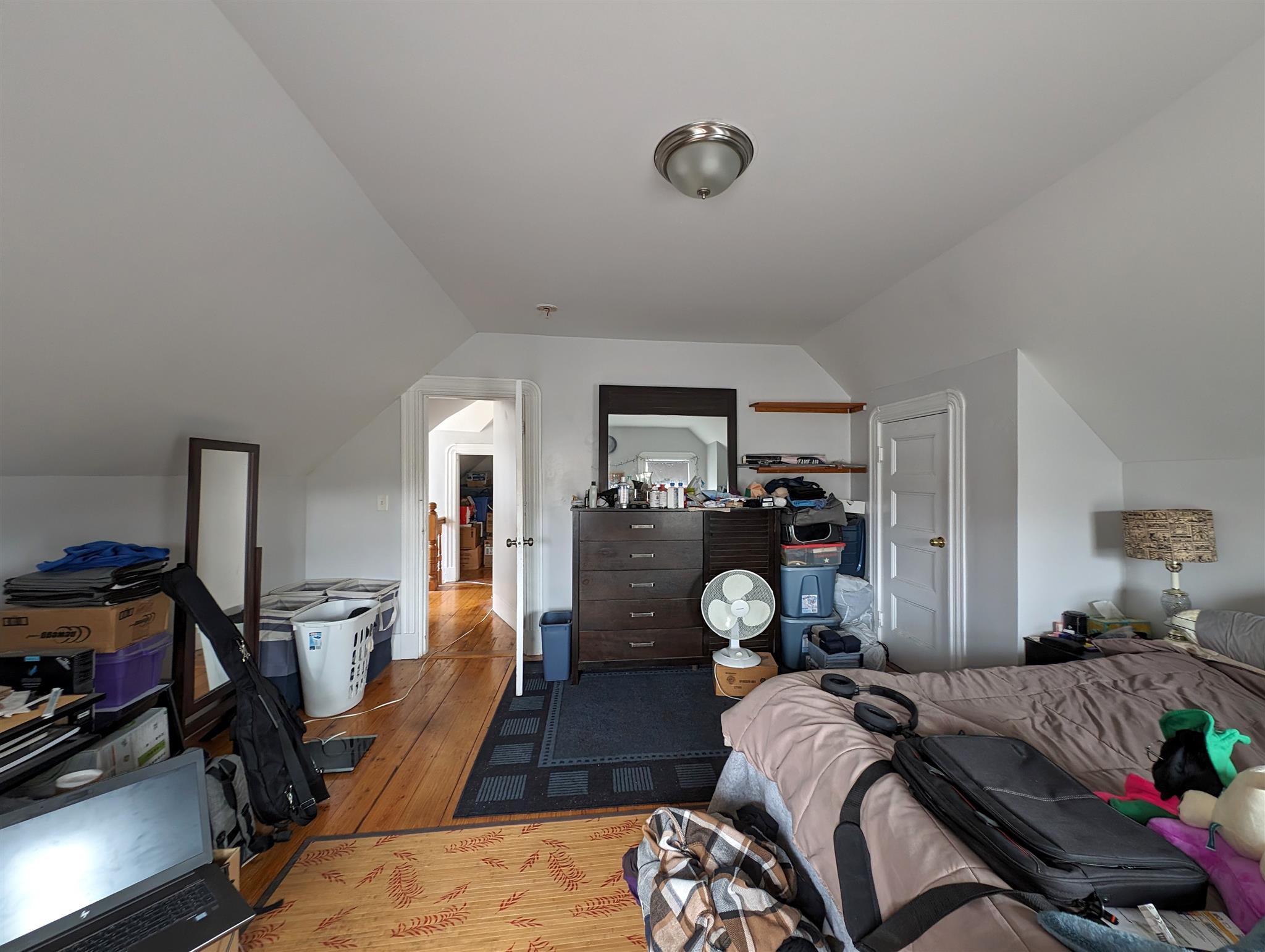3.5 bed, 1 bath apartment for rent at 8 Gilman Ter Unit 8, Winter Hill — photo 18 of 19