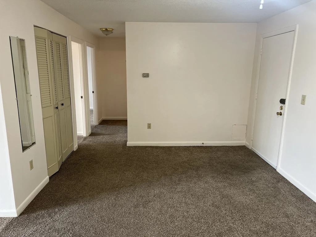 800 Governor's Dr, Winthrop