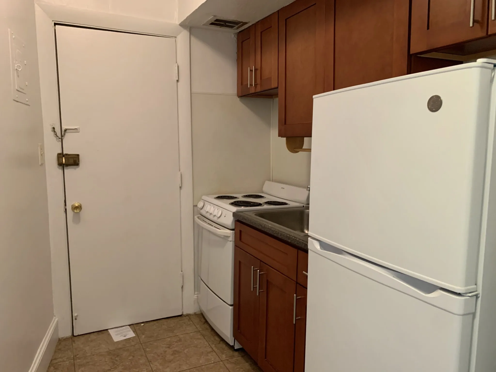 33 Lancaster Ter, Corey Hill