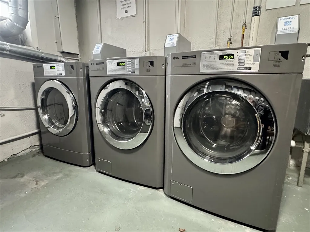 97 Spring St, West Roxbury