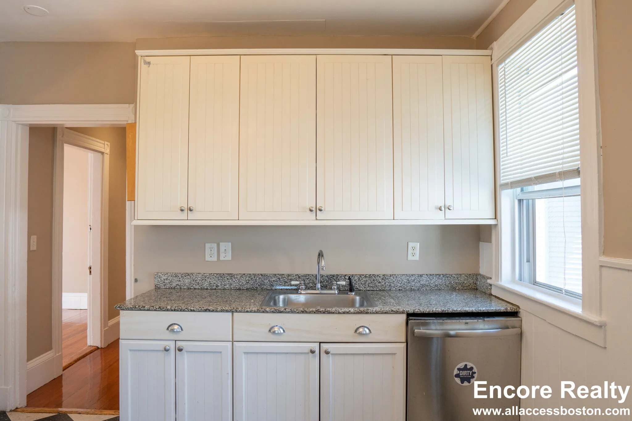 1 Parker Hill Ter, Mission Hill