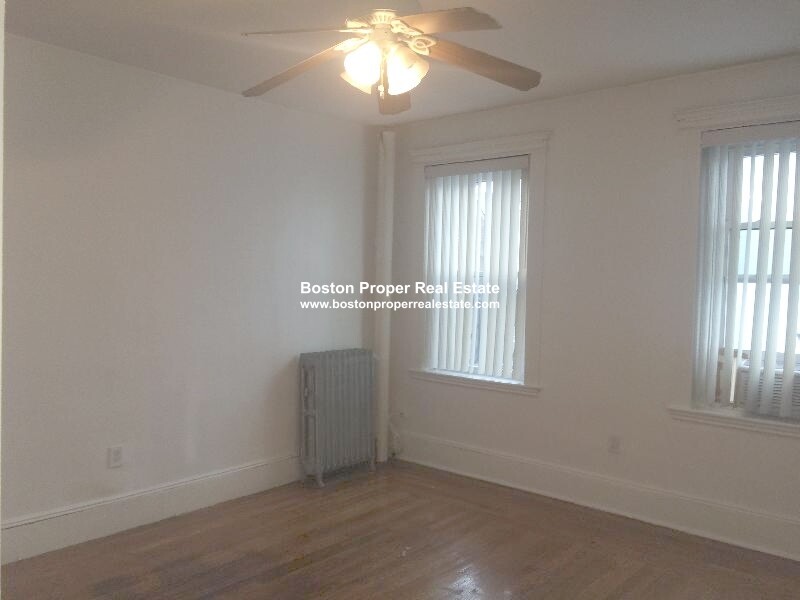 26 Hemenway St, Fenway