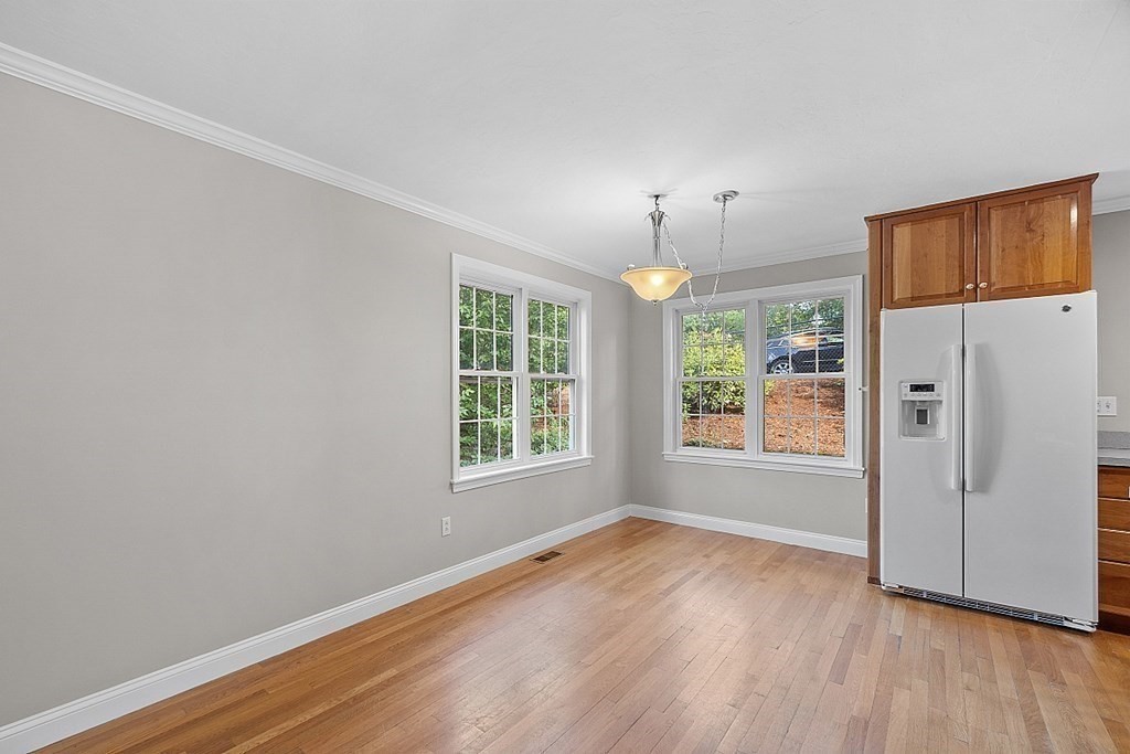 67 N Quinsigamond Ave, Shrewsbury