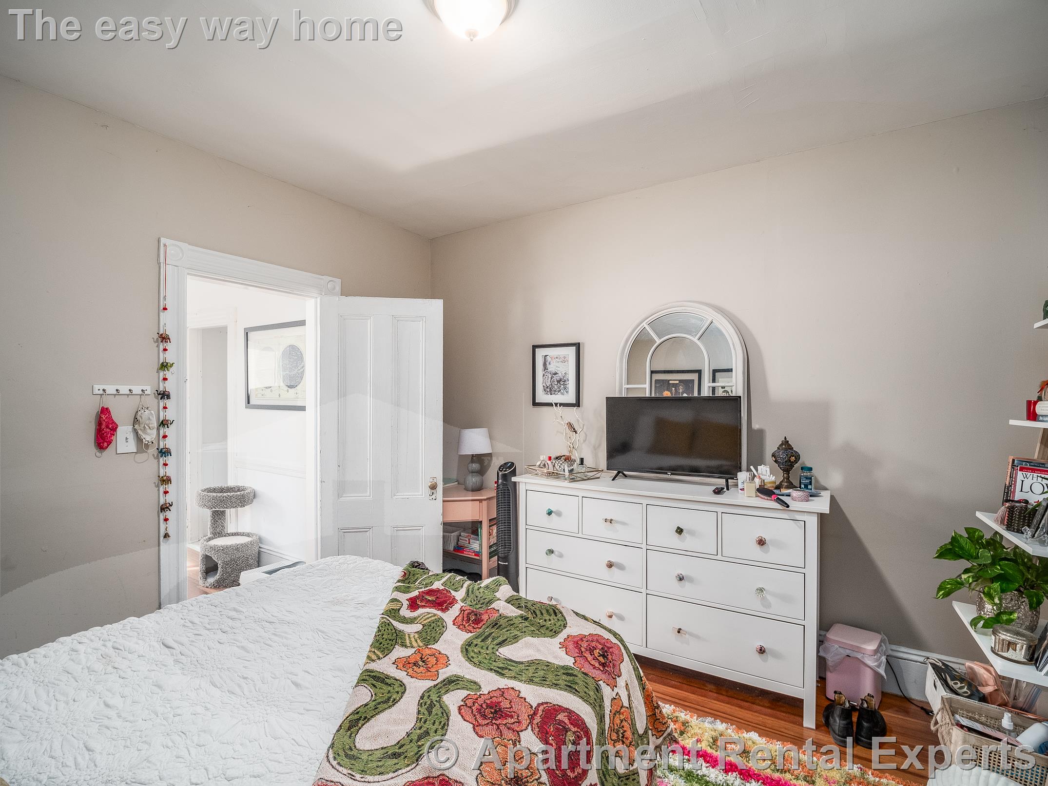 318 Beacon St, Porter Square