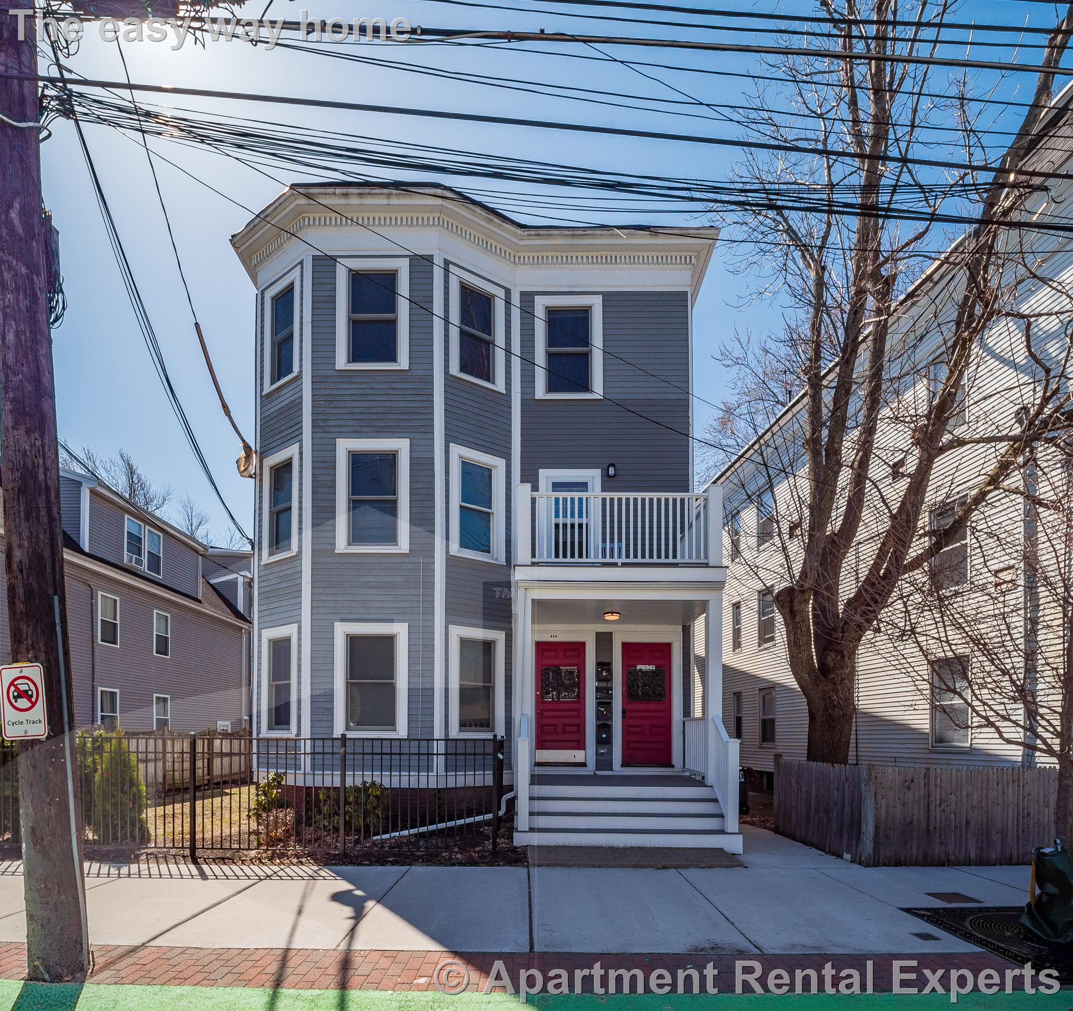 318 Beacon St, Porter Square