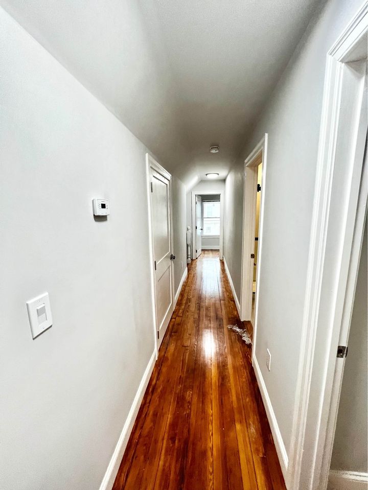 5 bed, 2 bath apartment for rent at 18 Ellis Ave Unit 3, Medford — photo 15 of 17