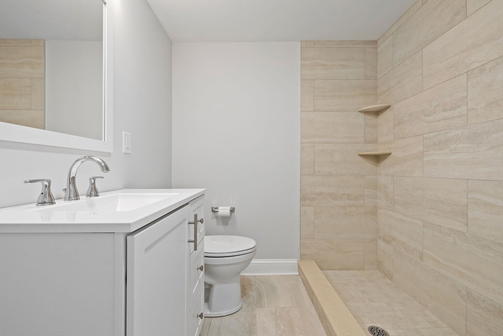 417 Salem St, Medford