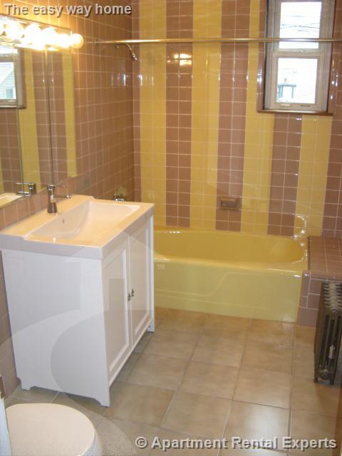 164 Harvard St, Tufts