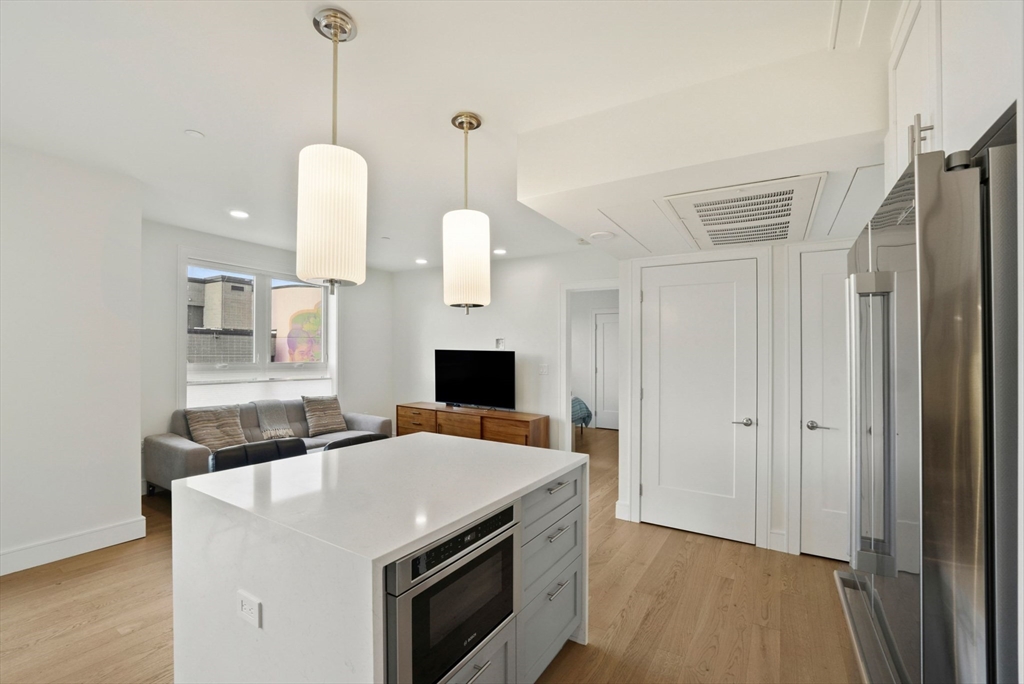 301 Border St, Central Square