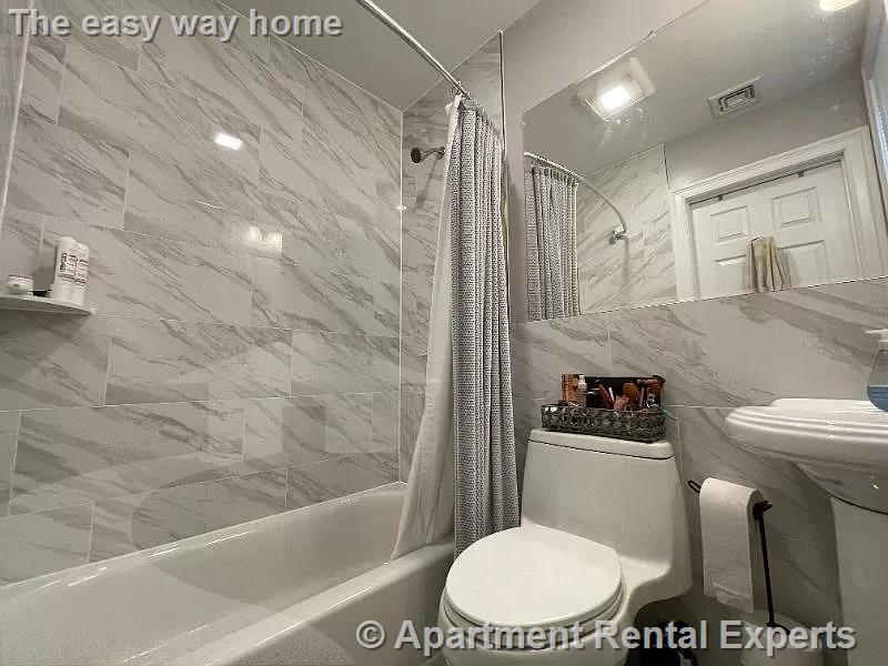 17 Harvard Ter, Allston