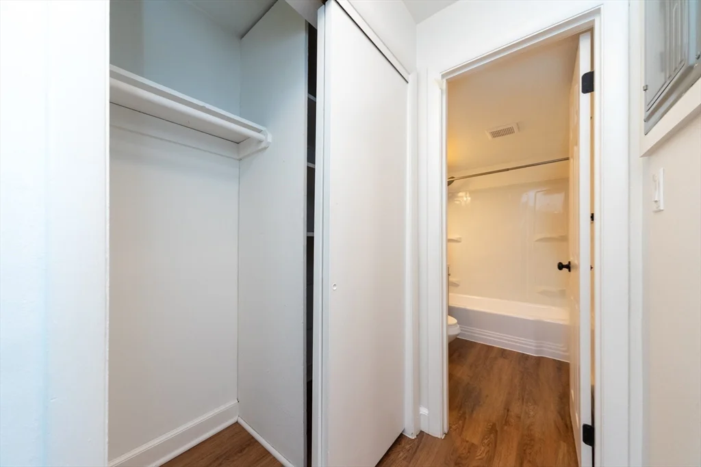 41 Warren St, Waltham