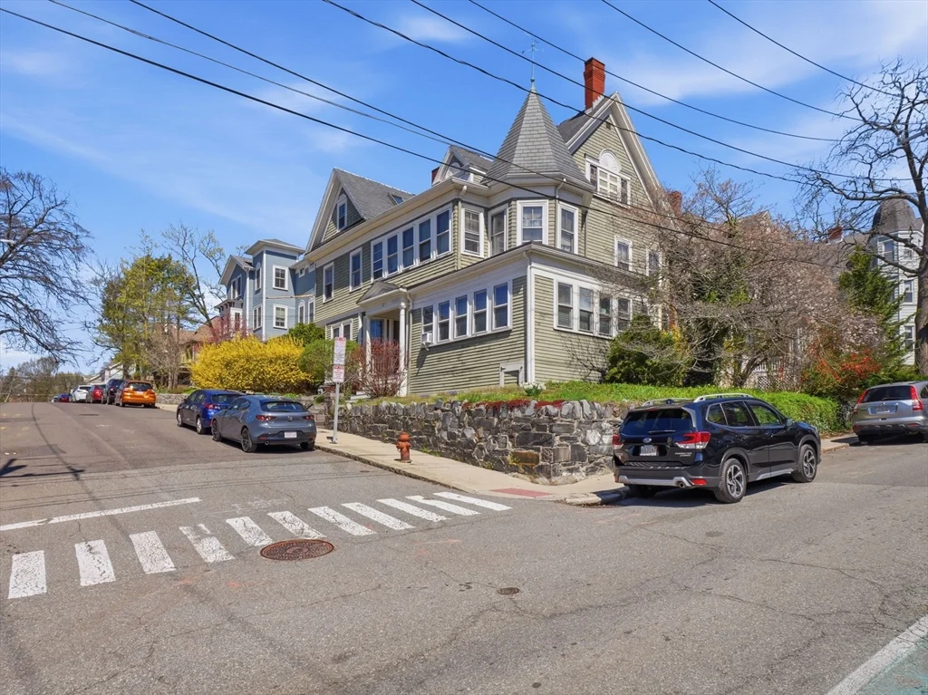 3 Monmouth St, Spring Hill