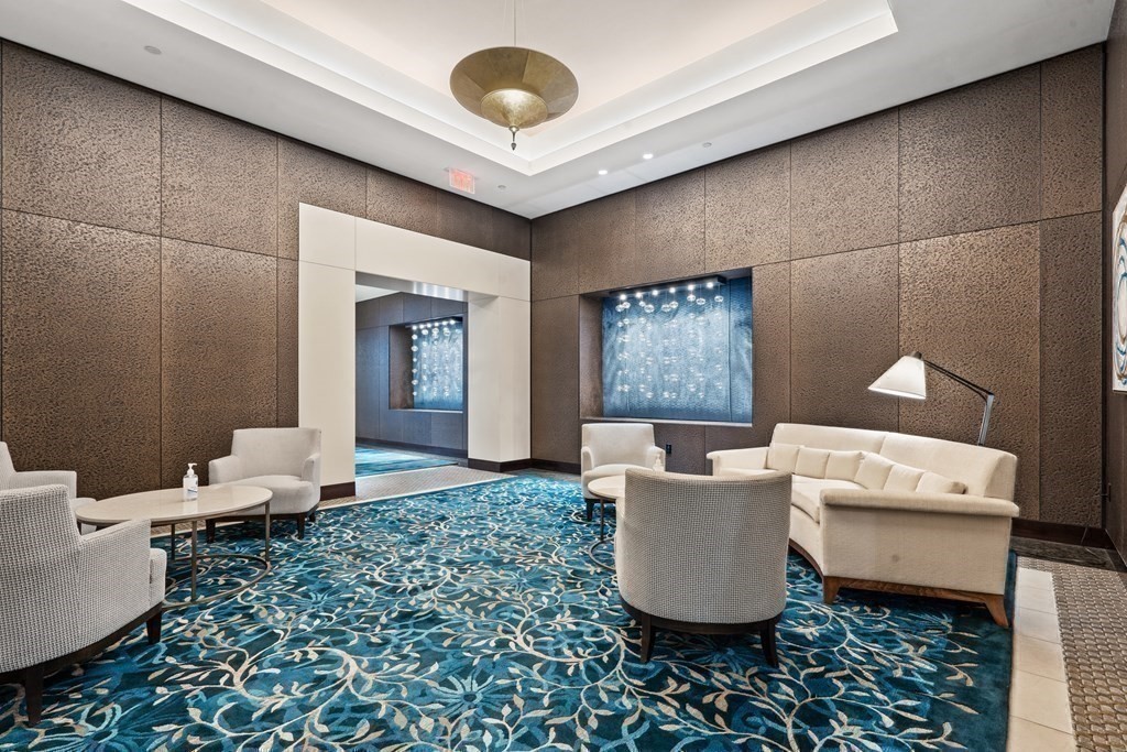 500 Atlantic Ave, Waterfront