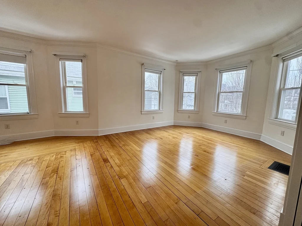 39-41 Rich St, Waltham