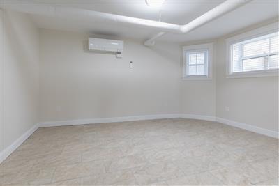 3 Linnaean St, Neighborhood Nine