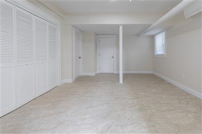 3 Linnaean St, Neighborhood Nine