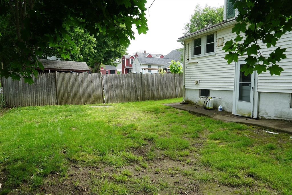 20 Bolton Pl, Bridgewater