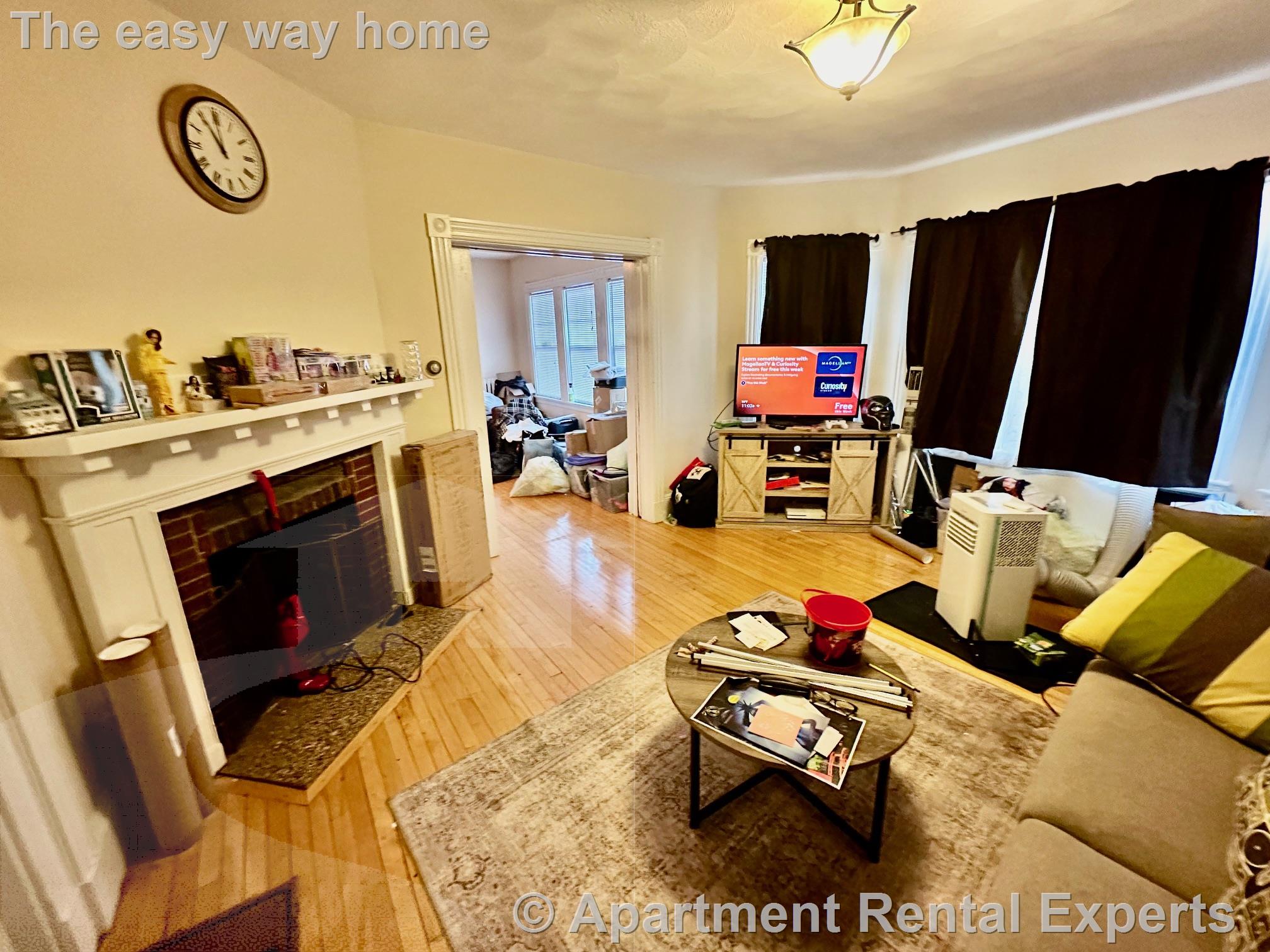 2 Laurel St, West Medford