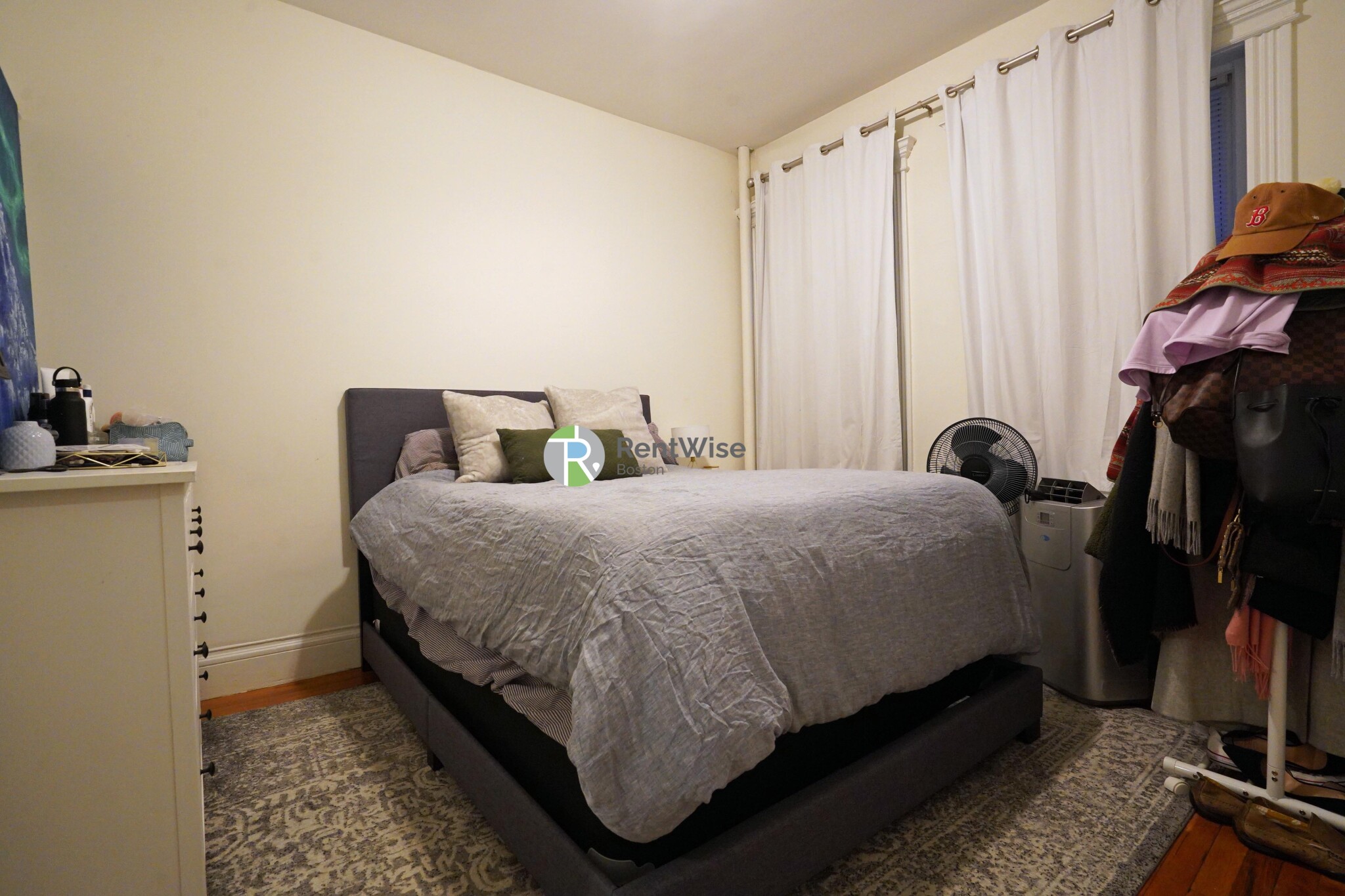 1298 Commonwealth Ave, Allston