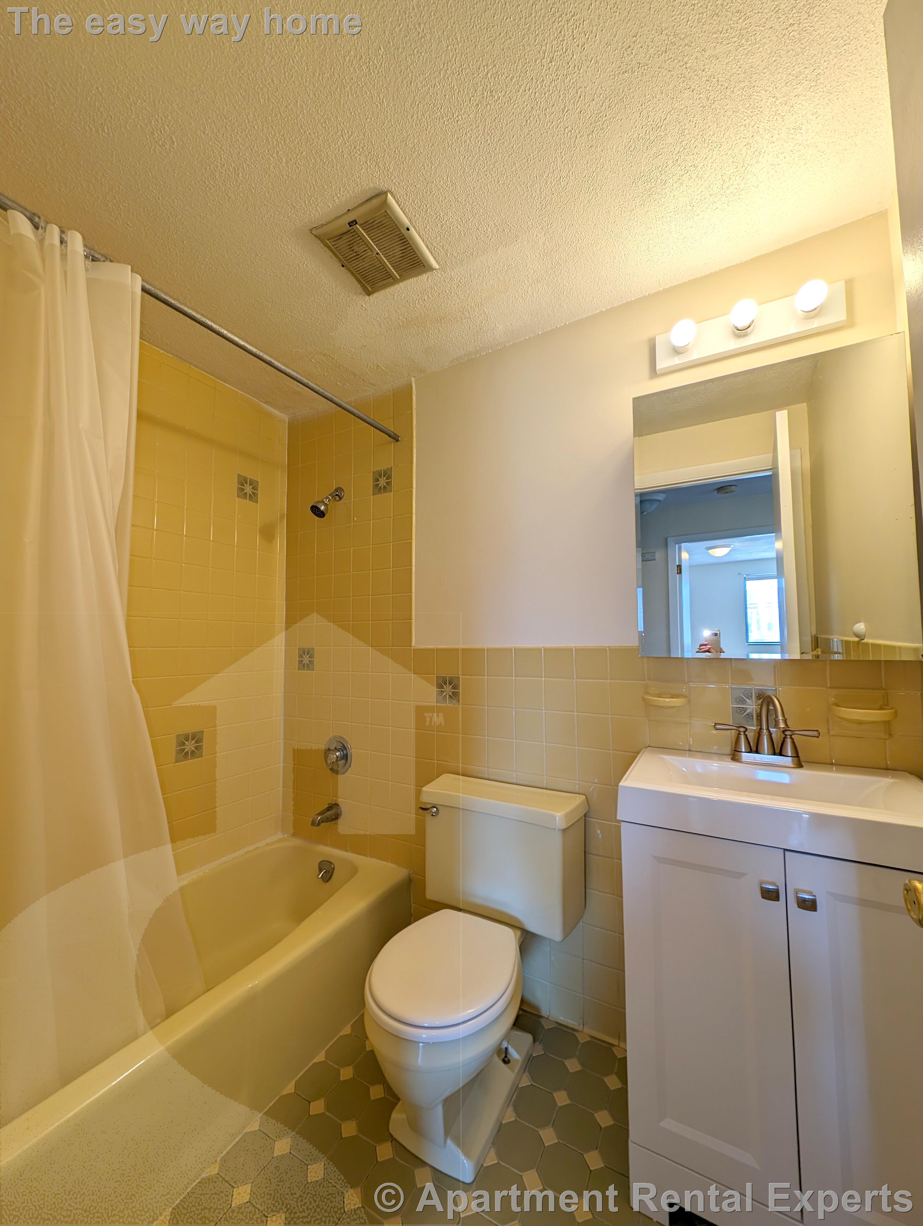 86 Newbury St, Teele Square