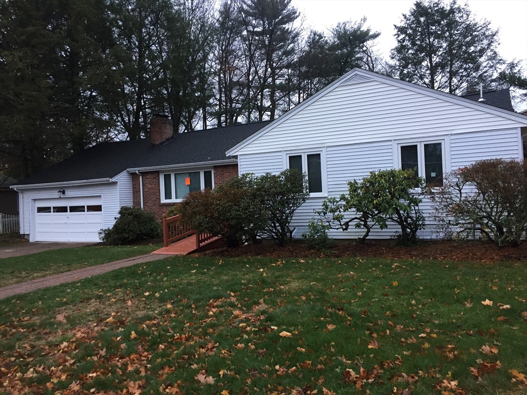 793 Dedham St, Newton