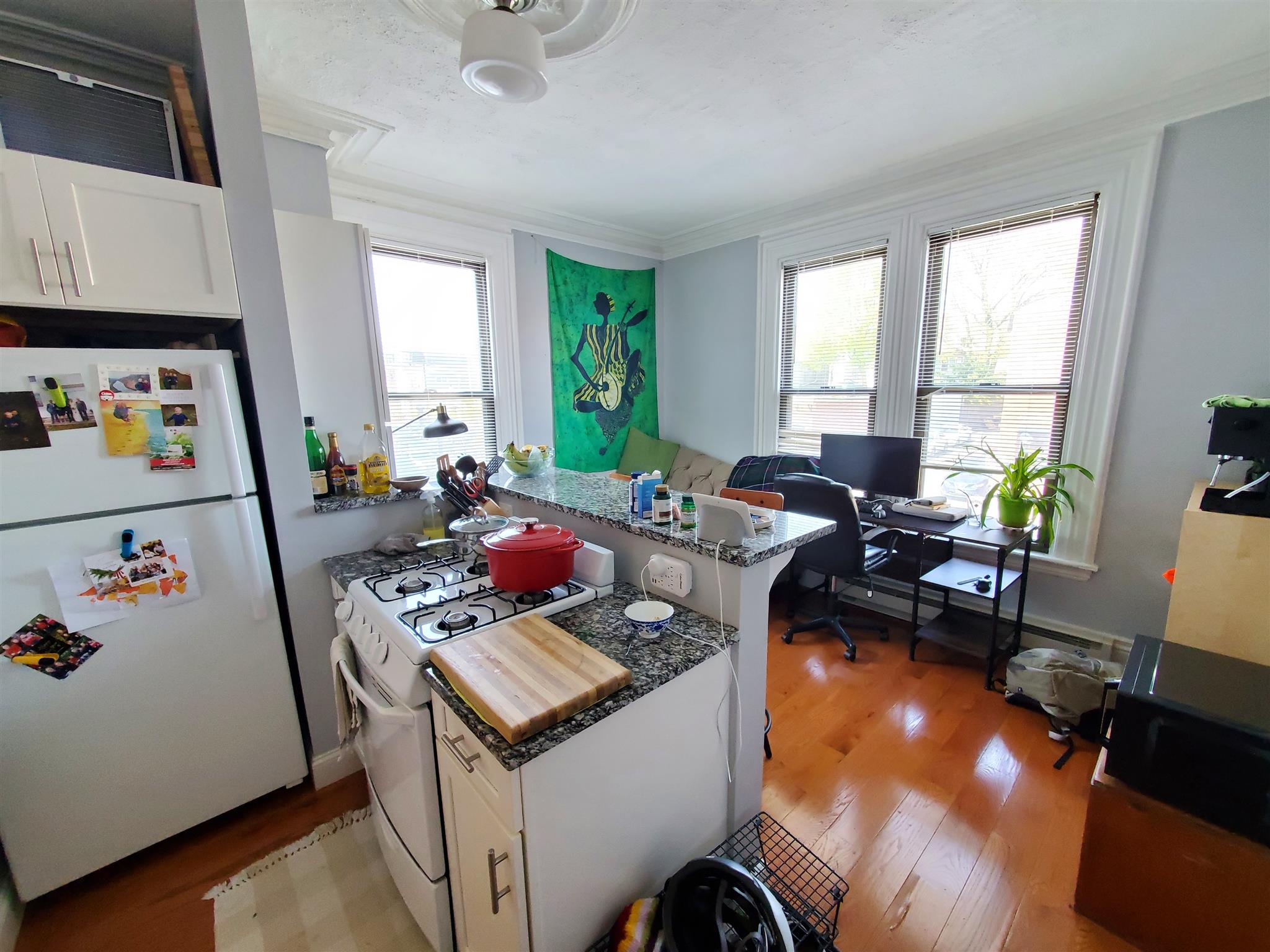 320 Somerville Ave, Union Square