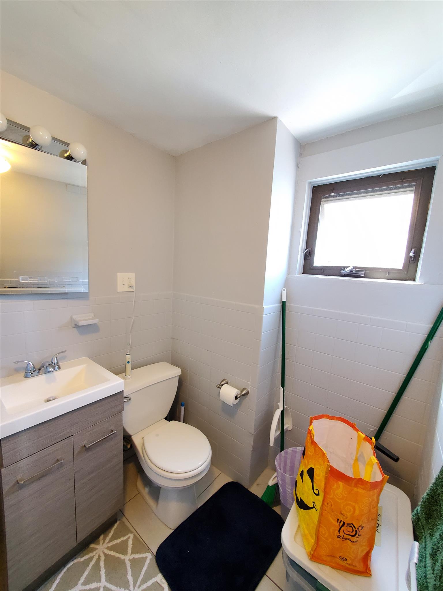 320 Somerville Ave, Union Square