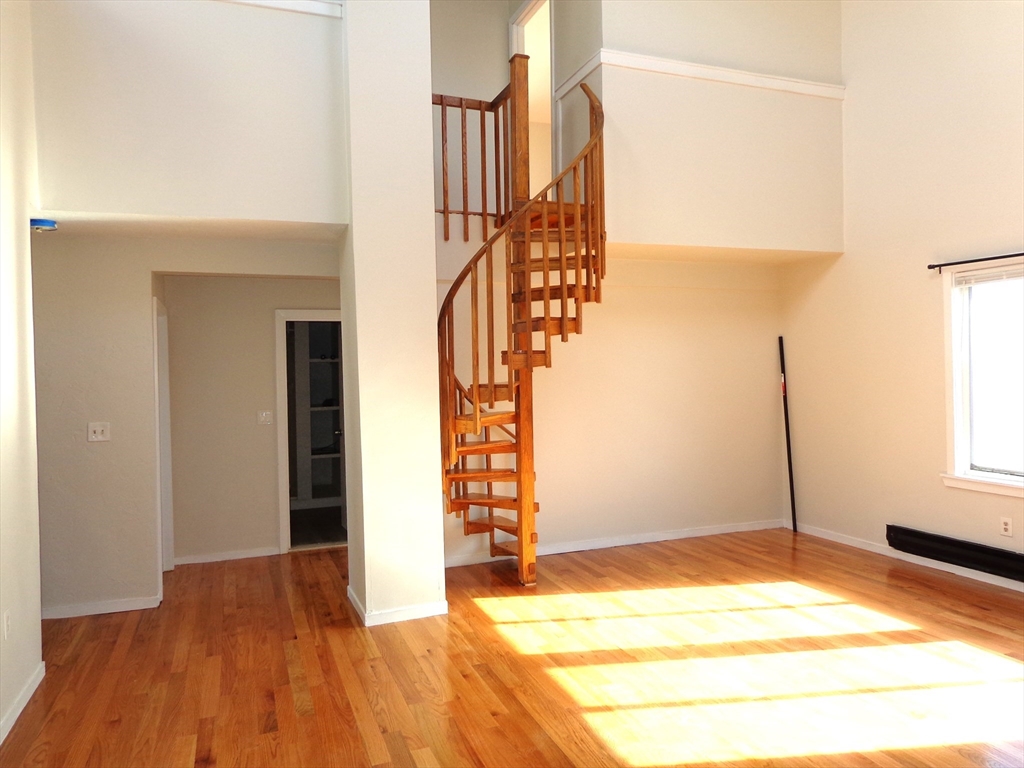 25 Acton St, Watertown