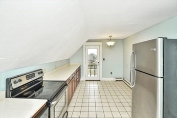 235 Fairmount Ave, Hyde Park