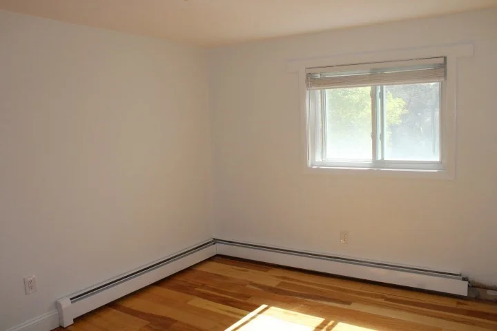 80 Cherry St, Riverdale