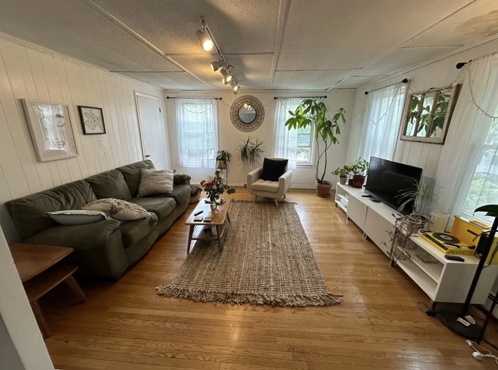 18 Tremont St, The Port