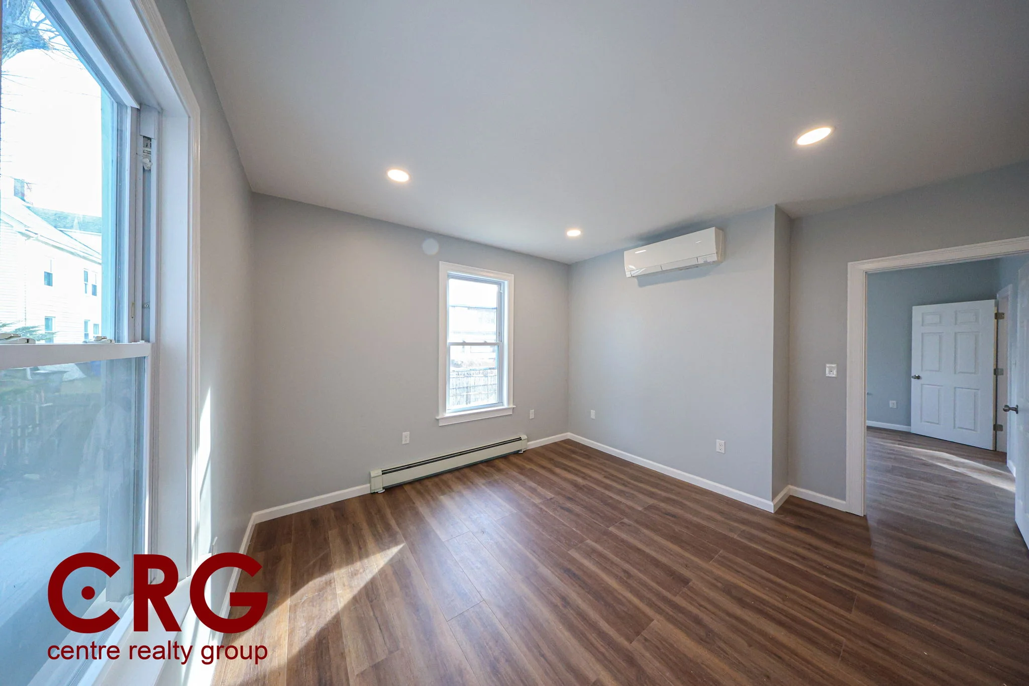 81 Alder St, South Side