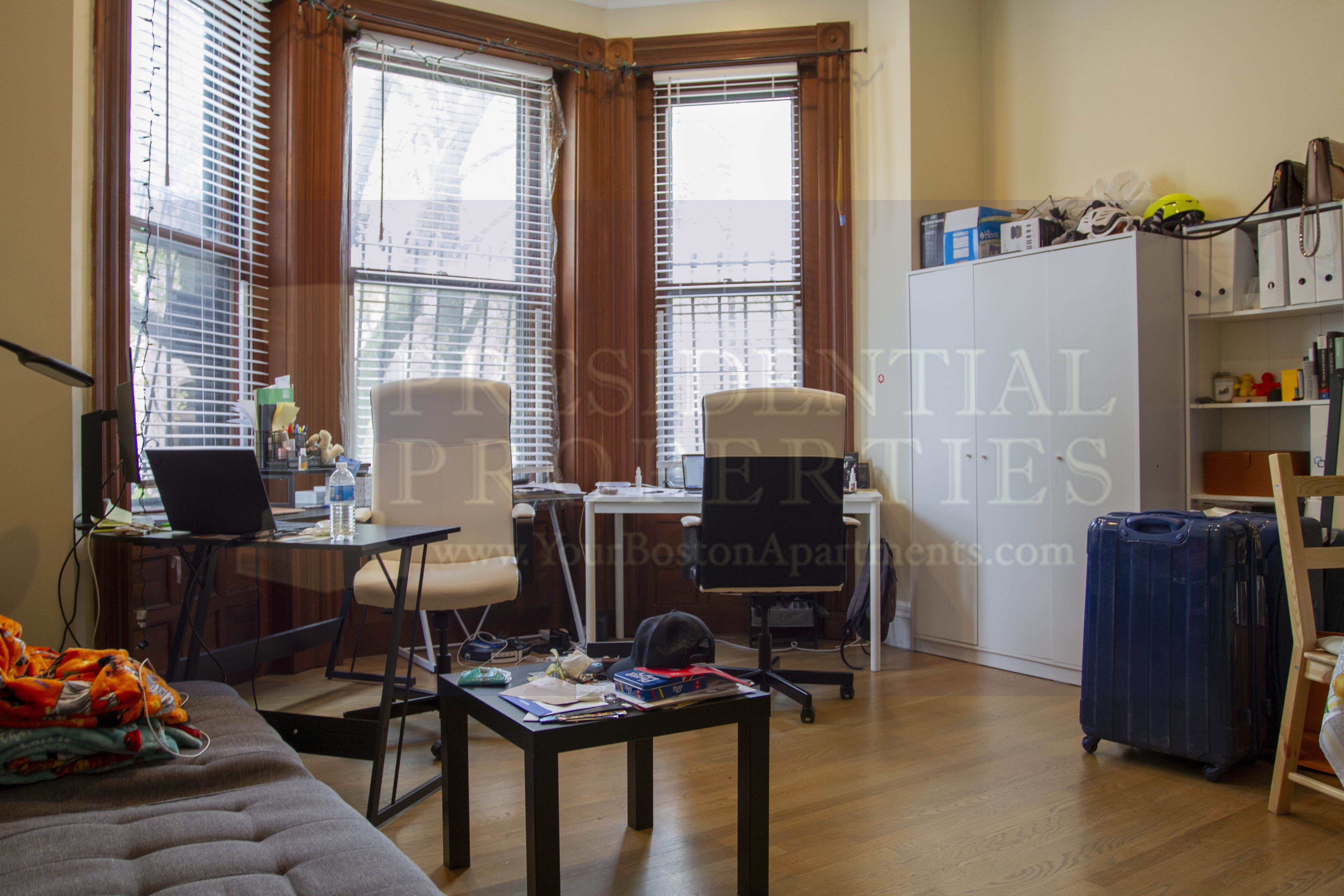 Studio bed, 1 bath apartment for rent at 335 Beacon St Unit 2, Back Bay — photo 1 of 8