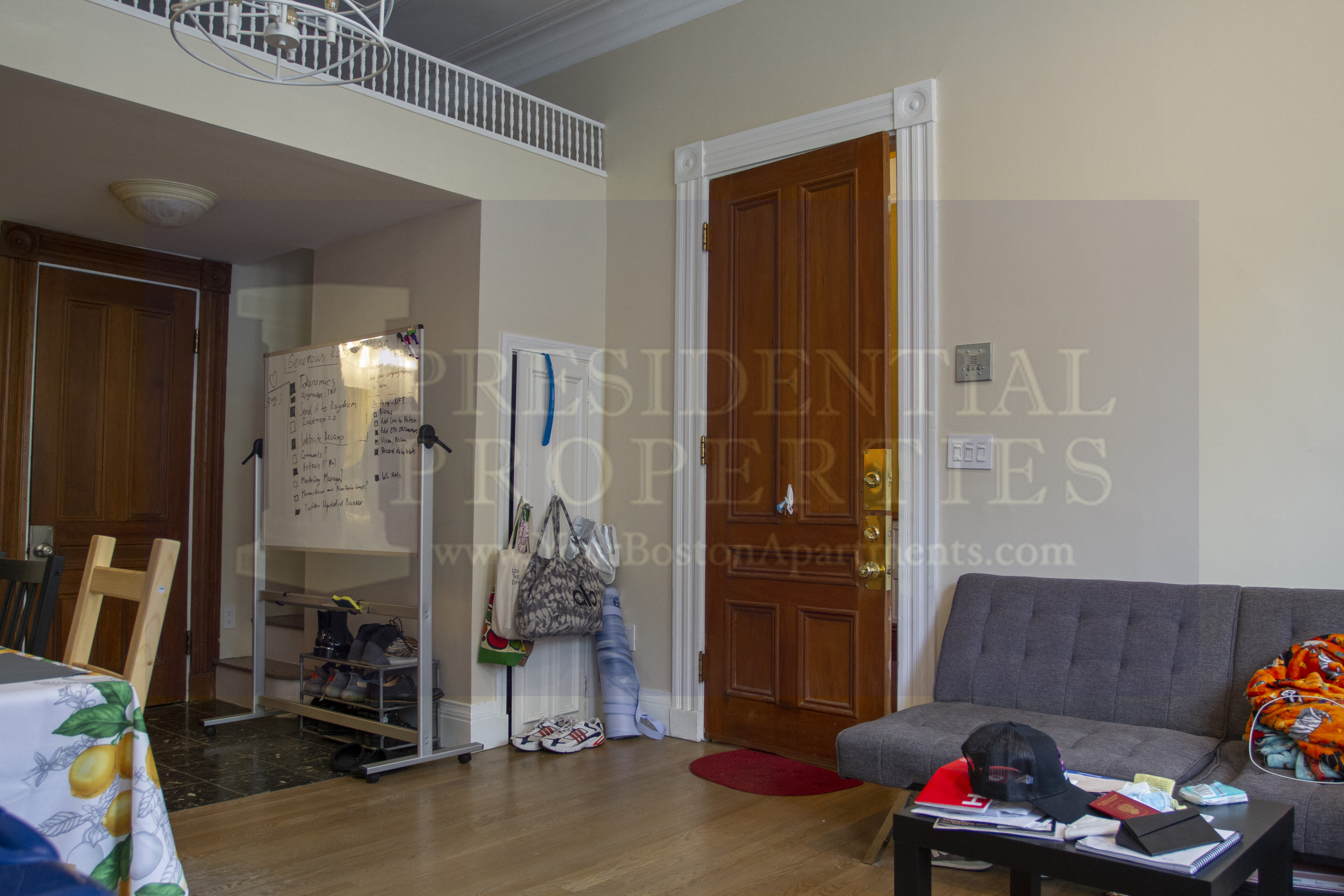 Studio bed, 1 bath apartment for rent at 335 Beacon St Unit 2, Back Bay — photo 3 of 8