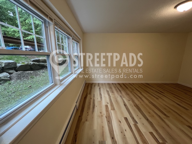 2018 Commonwealth Ave, Brighton