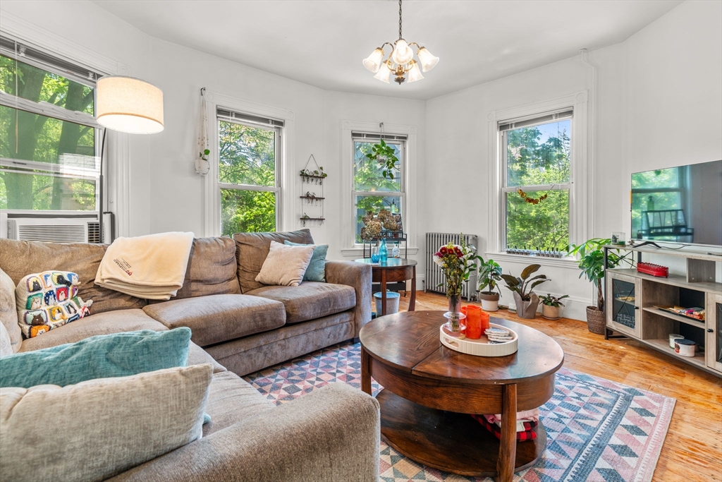 40 Perry St, Central Village