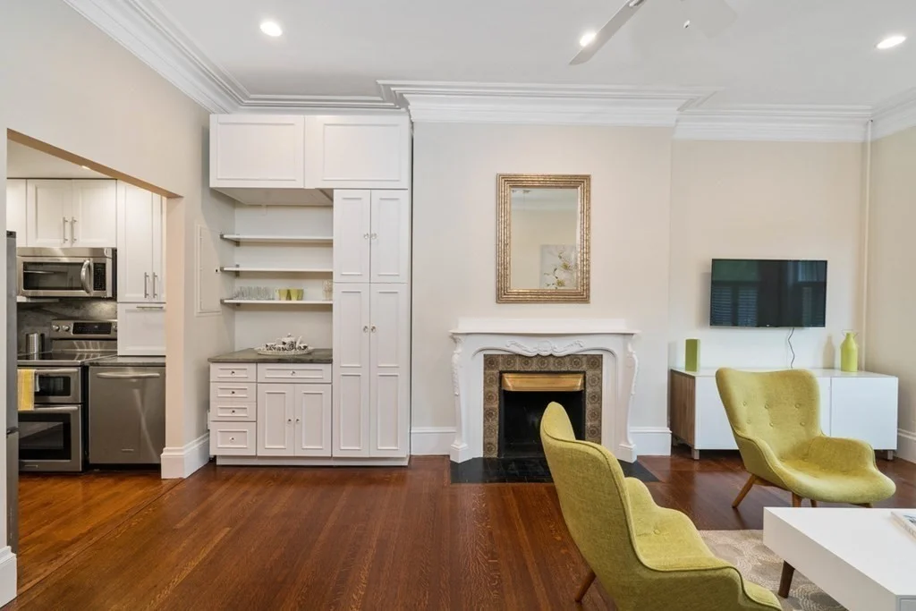 320 Commonwealth Ave, Back Bay