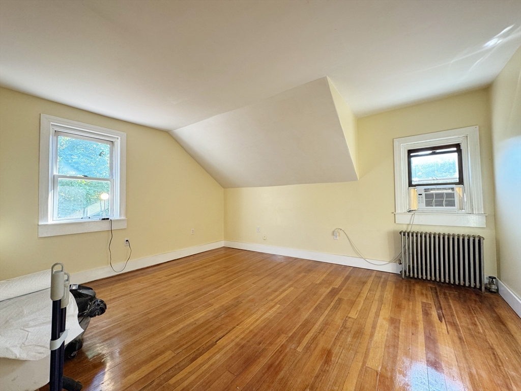 563 N Washington, North Attleboro