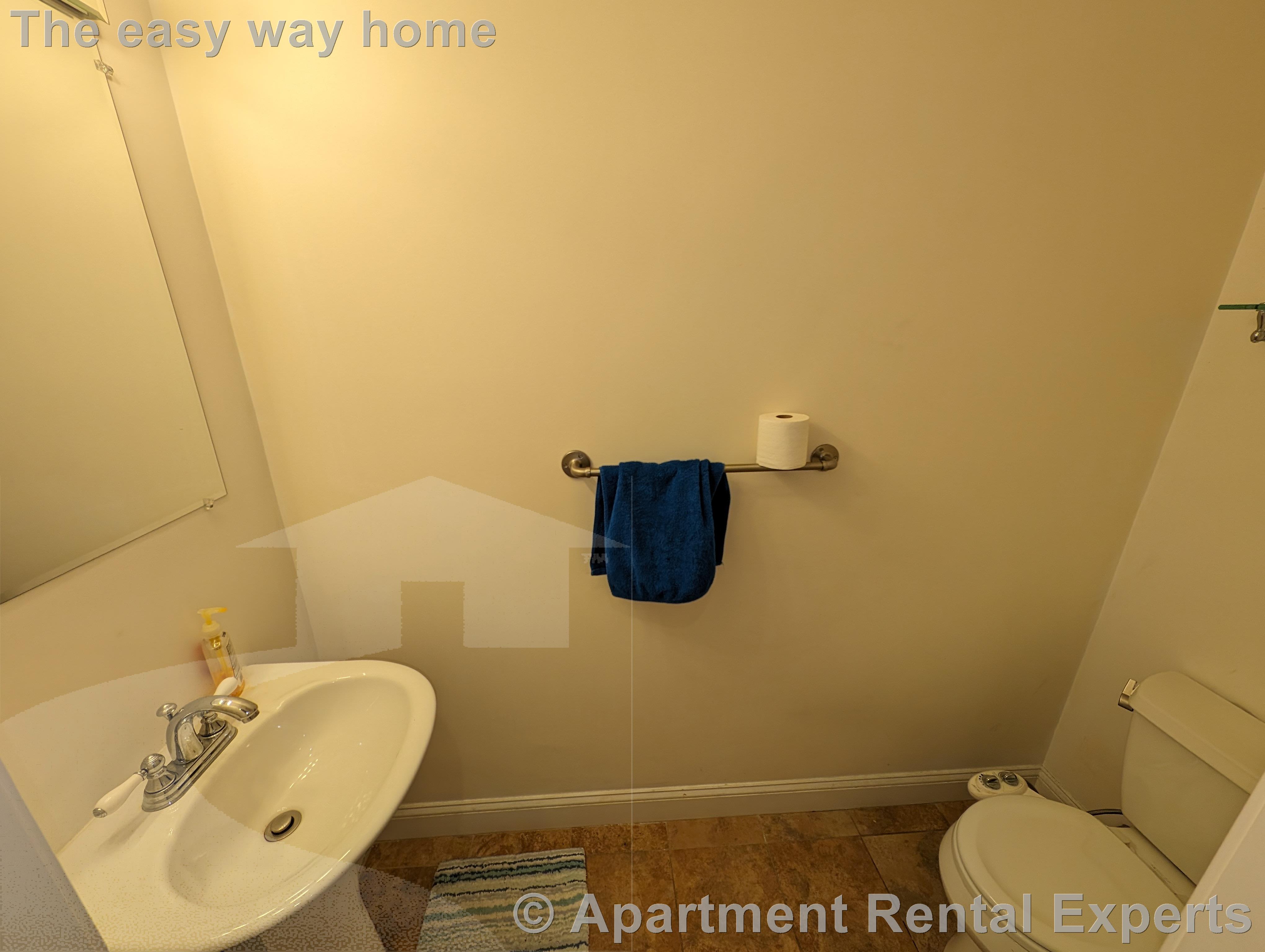 215 Harvard St, Tufts