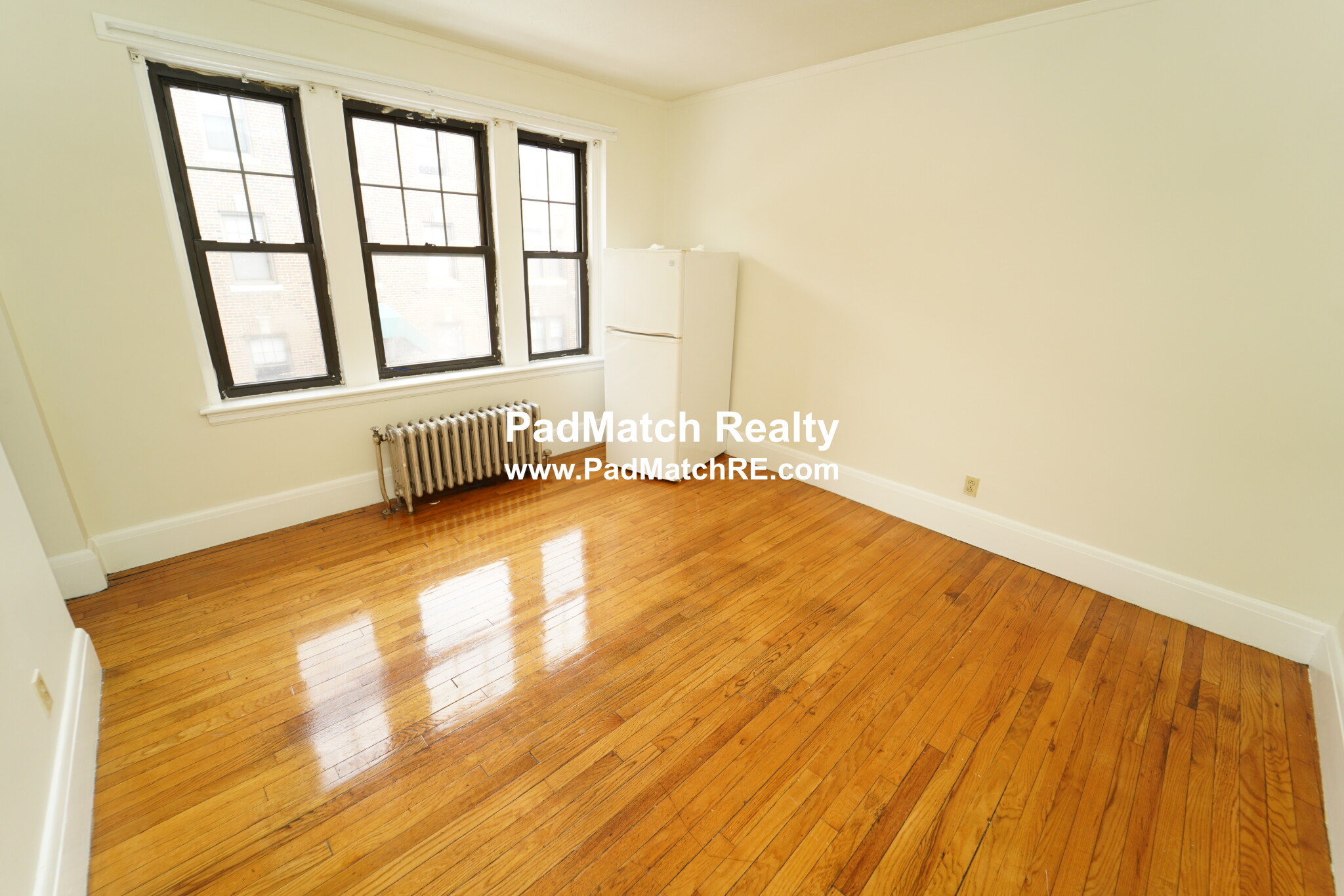 349 Pleasant St, Malden