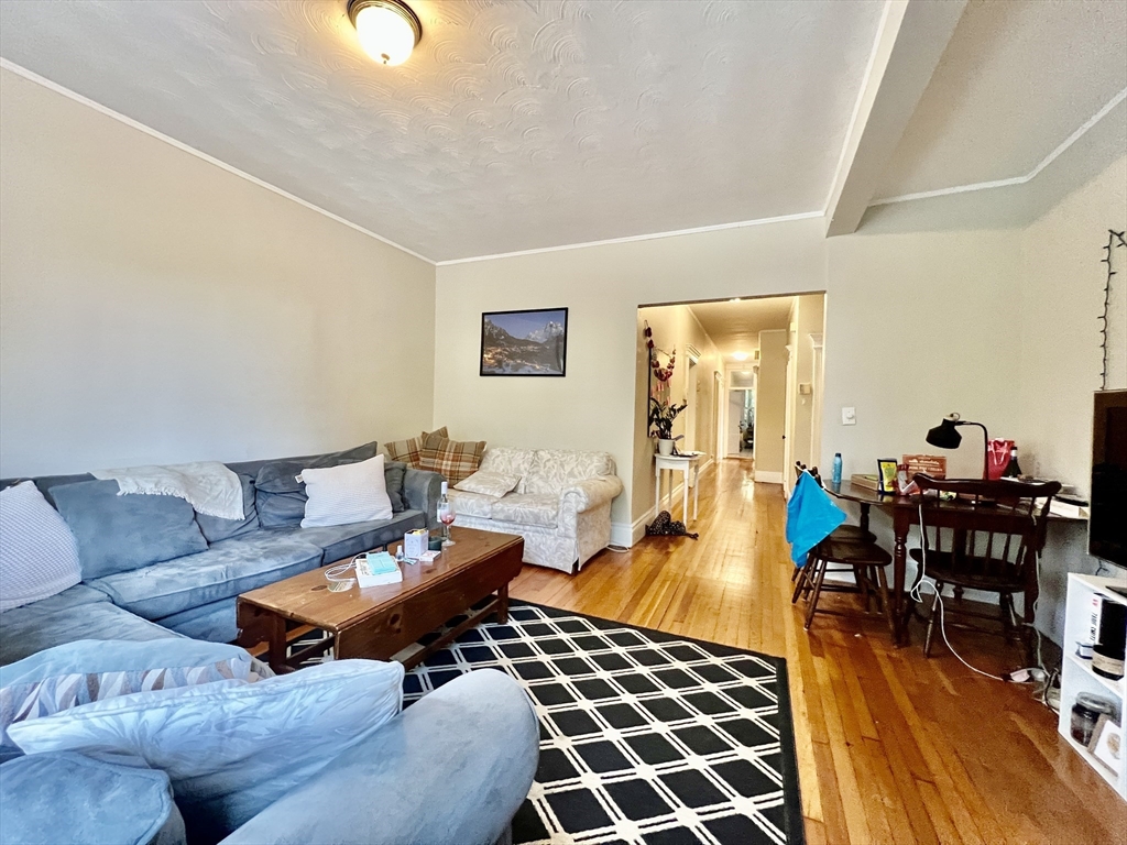 1721 Commonwealth Ave, Brighton