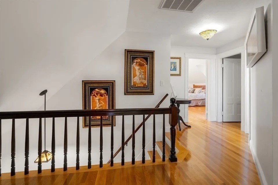 106 Grovers Ave, Winthrop