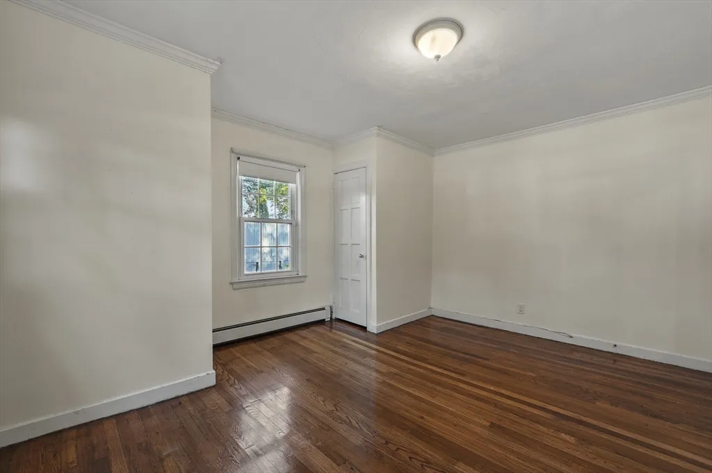 1337 Pleasant St, Worcester