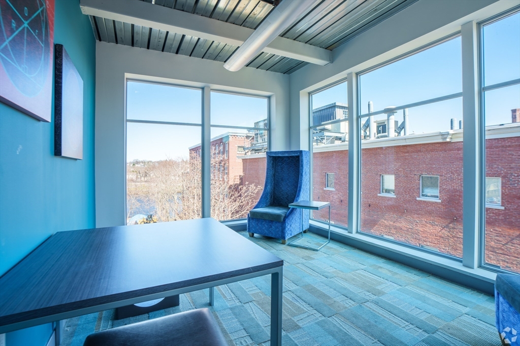 1 Merrimack Plaza, Lowell