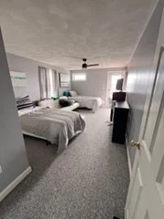 84 Railroad Ave, Salisbury